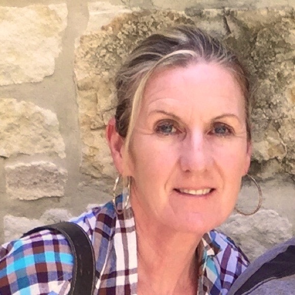 Meet your Posher, Jacinta - Picture 1 of 1